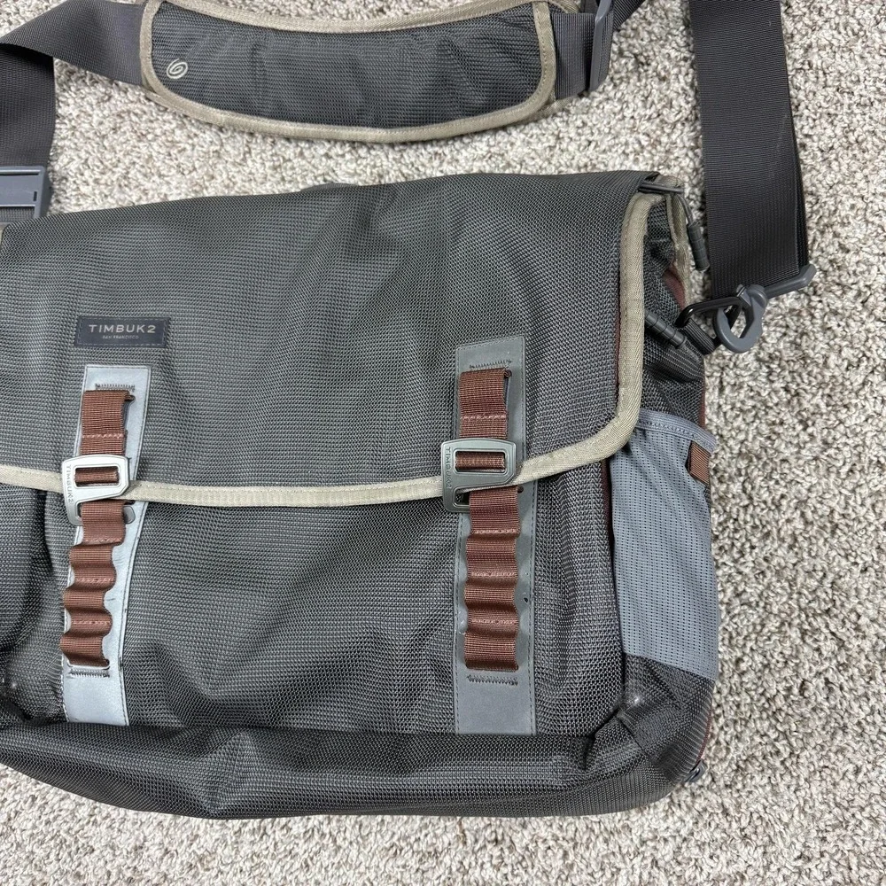 Timbuk2 Gray Messenger Bag 17